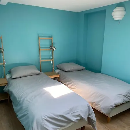 בית נופש Aux Bains Des Mots *