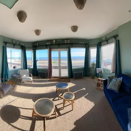 Aux Bains Des Mots * סנט-אובן-סור-מר